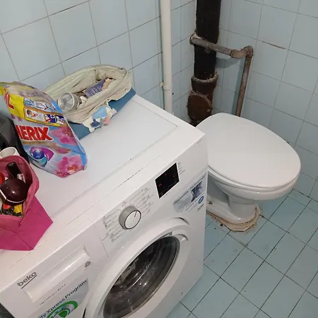 Izdajem Stan Na Dan, Lepa Brena Kragujevac