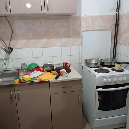 Izdajem Stan Na Dan, Lepa Brena * Kragujevac